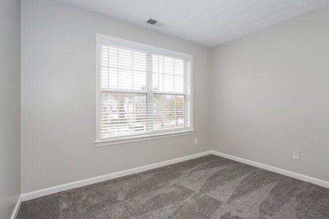 Building Photo - 3620 Liberty Ln SW