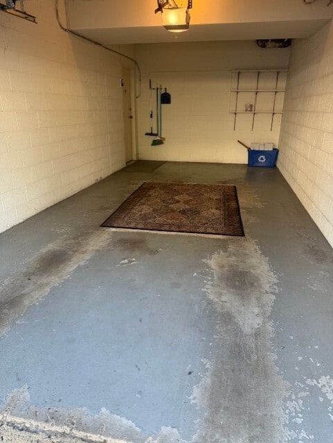 Private Garage - 224 Prospect St