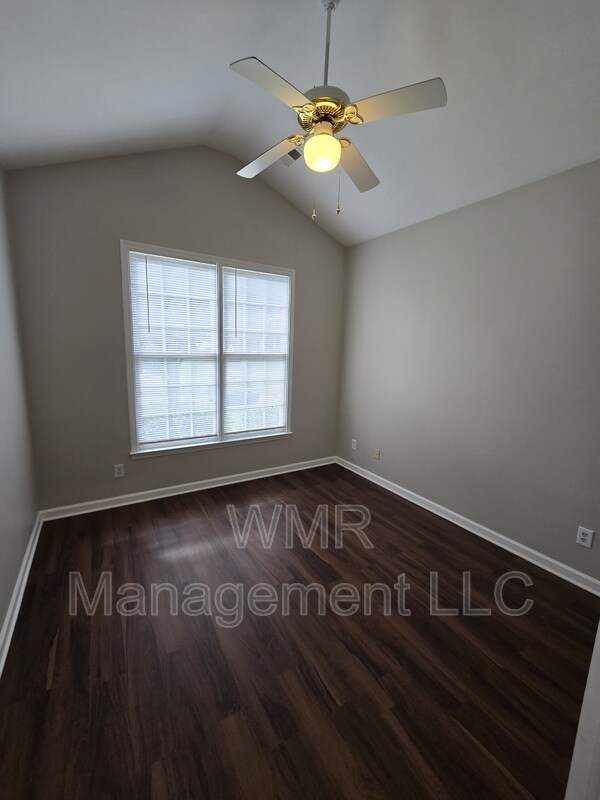 Building Photo - 7803 Harrington Woods Rd