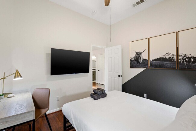 Building Photo - 3508 Misty Meadow Dr