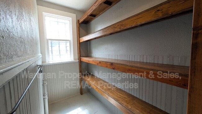 Building Photo - 202 Cheyenne Blvd