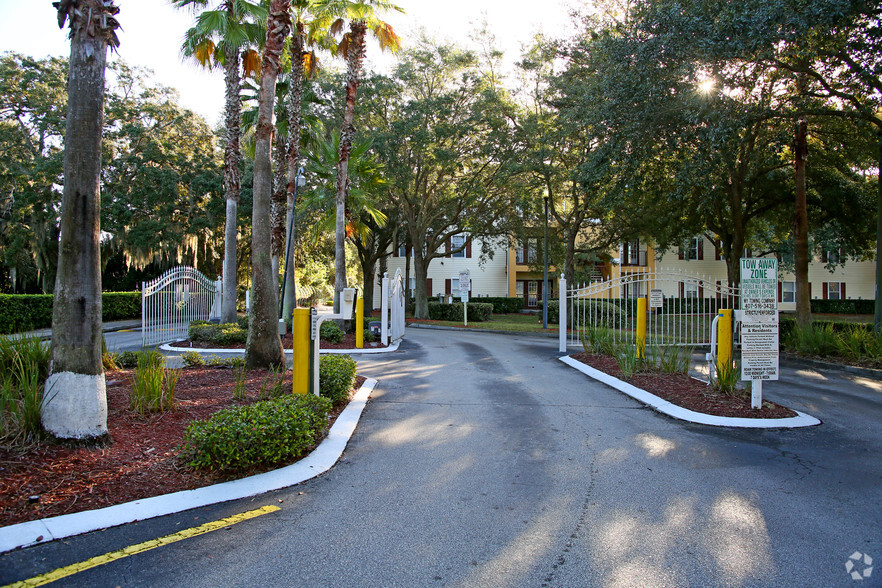 Building Photo - Boardwalk at Alafaya Trail