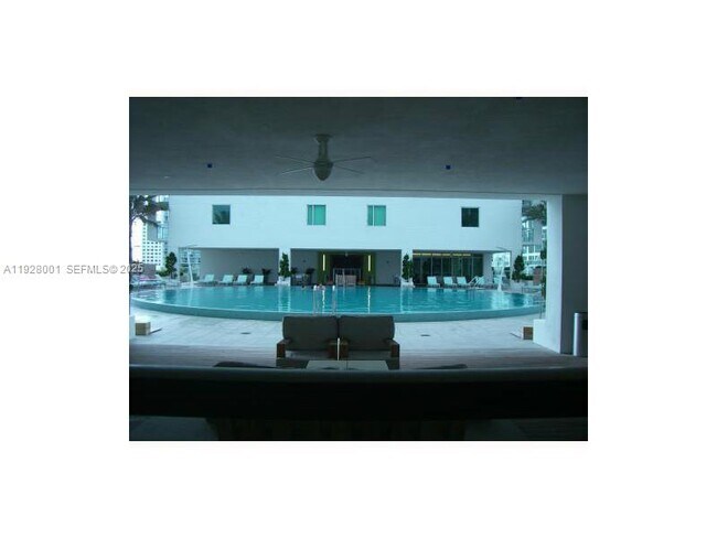 Building Photo - 500 Brickell Ave