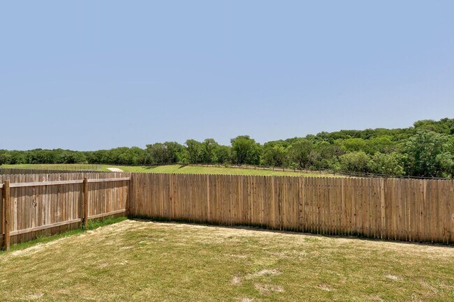 Building Photo - 1008 Goldilocks Ln., Manchaca, TX  78652