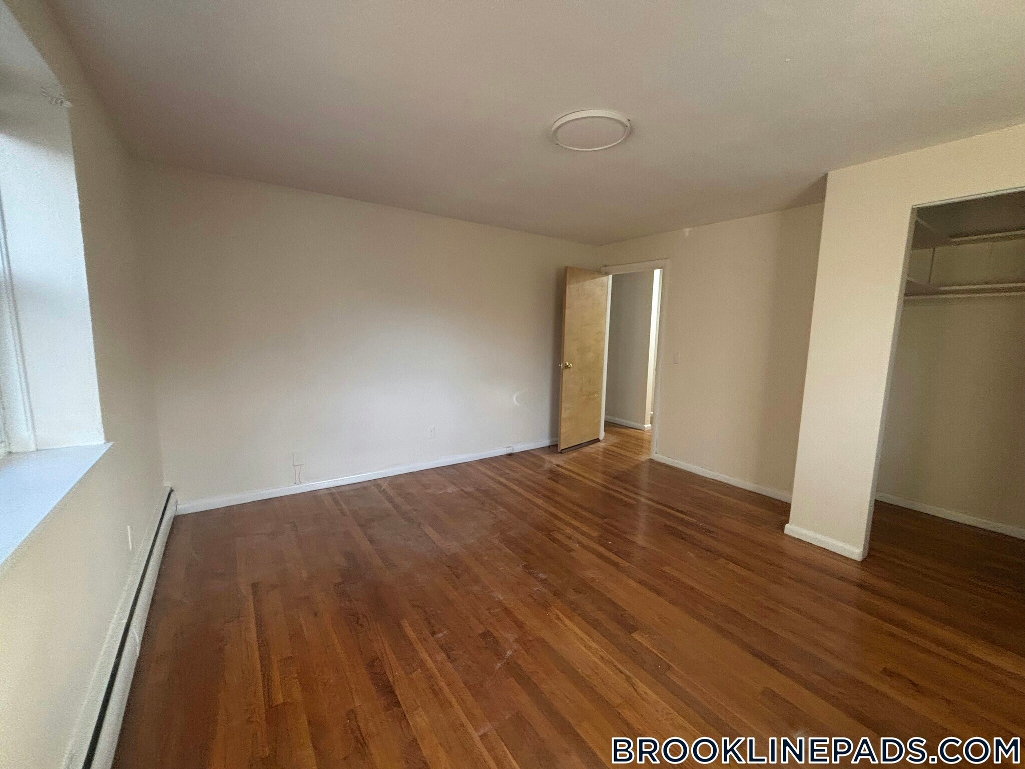 Building Photo - 110 Babcock St