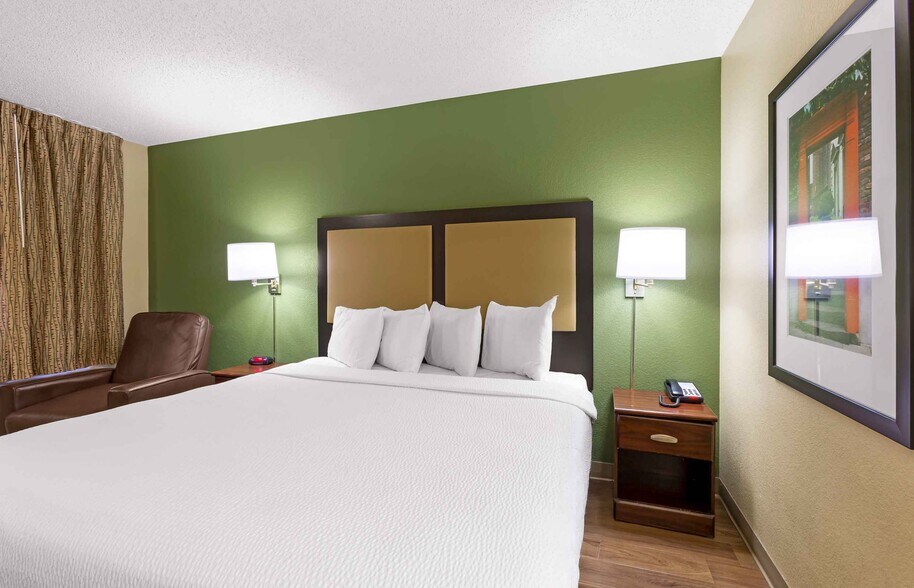 Building Photo - Furnished Studio-Portland - Beaverton