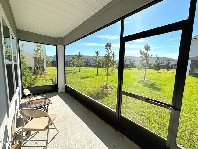 Building Photo - 556 Coastline Wy