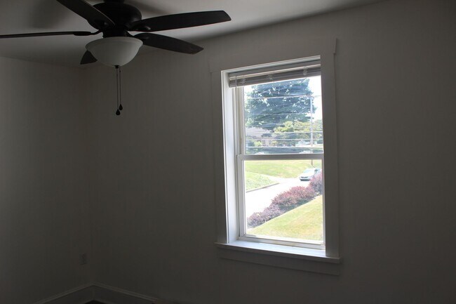 Building Photo - 209 W Frederick St
