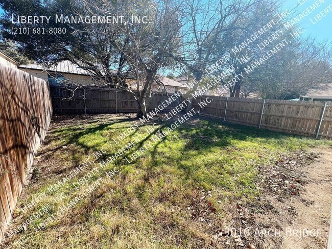 Building Photo - 9010 Arch Bridge