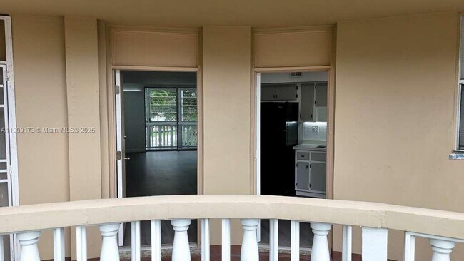 Building Photo - 1475 NE 125th Terrace