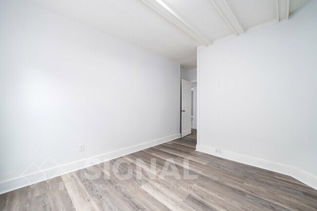 Building Photo - 2521 15th St Ensley