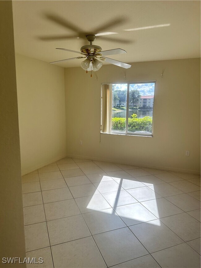 Building Photo - 8234 Key Royal Cir