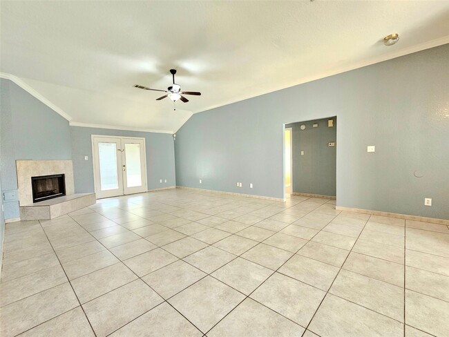 Building Photo - 21070 Southern Colony Ct