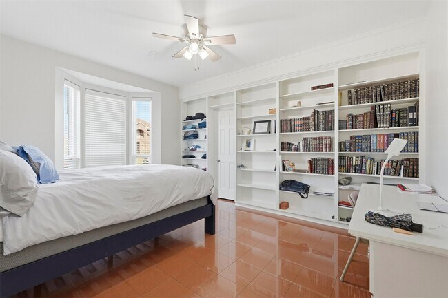 Building Photo - 7927 Wolfield Ln