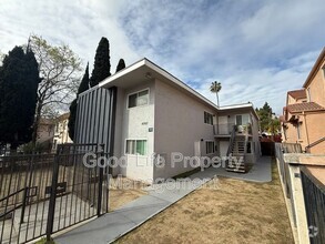 Building Photo - 4262 Highland Ave