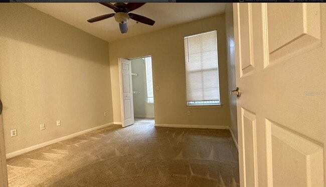 Building Photo - 860 N Orange Ave