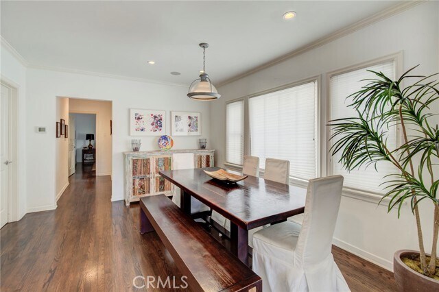 Building Photo - 333 3rd St