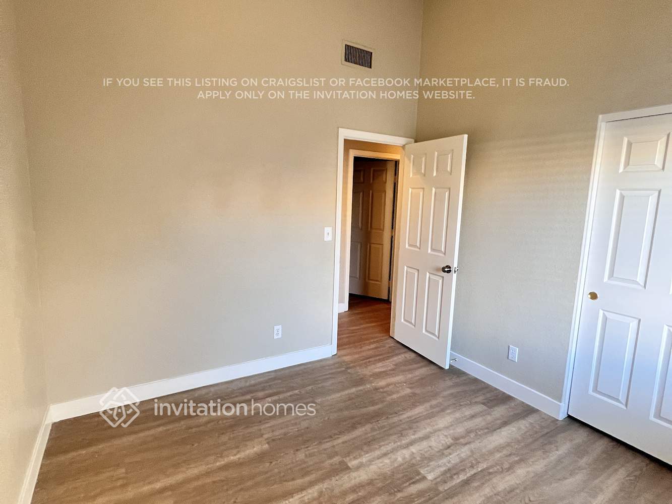 Building Photo - 1897 Longmeadow St