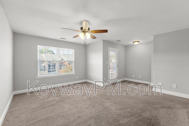 Building Photo - 2054 Reserve Ln