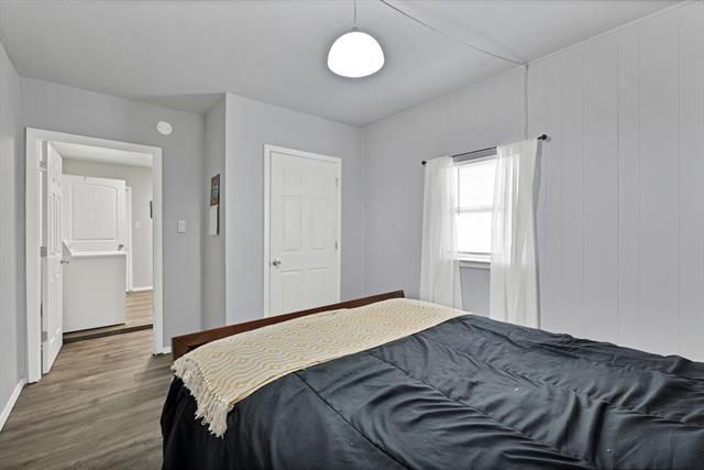 Building Photo - 1429 W Water St