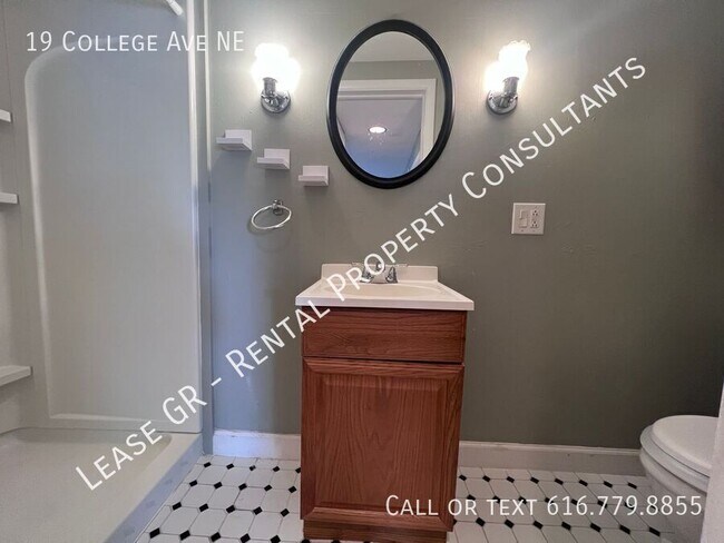 Building Photo - Heritage Hill 1 Bedroom with Heat Included!