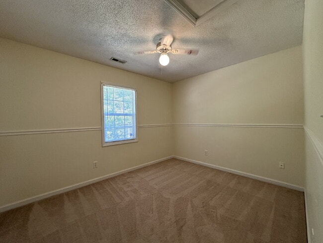 Building Photo - 125 Glenwood Dr