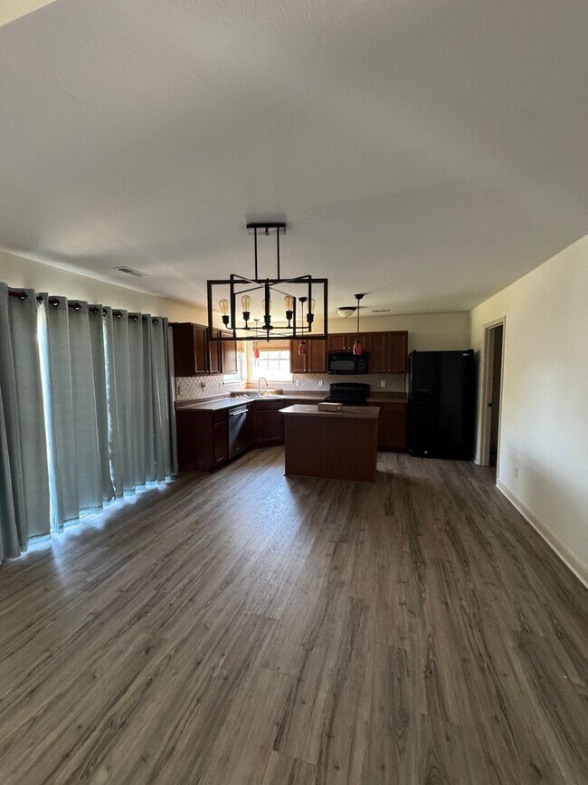 Building Photo - 3511 Tuscany Ridge