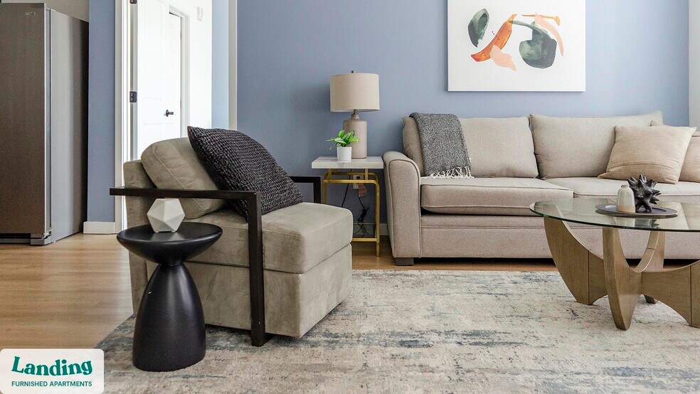 Building Photo - 650 N Main St