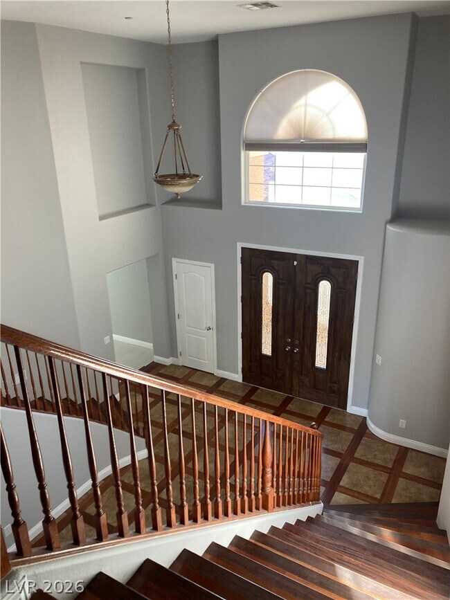 Building Photo - 7020 N Albatross Attic St