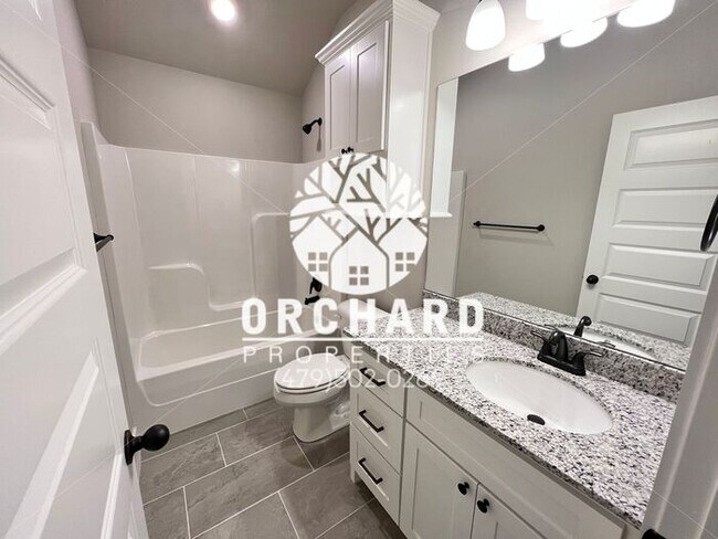 Building Photo - Single-Family Home- Beautiful 4 Bedroom Alderwood Plan