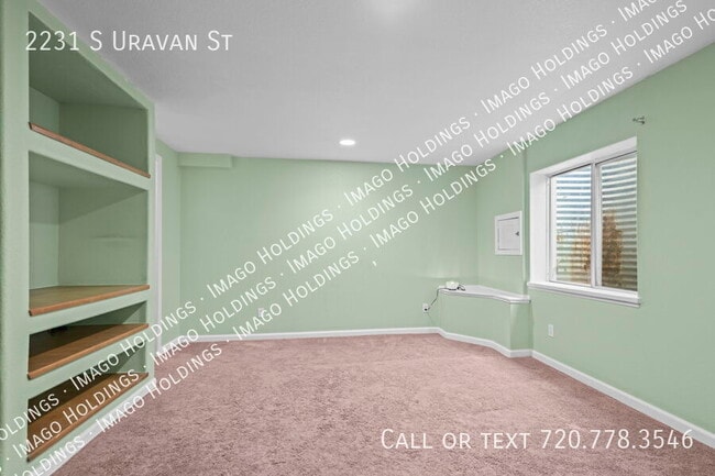 Building Photo - 2231 S Uravan St