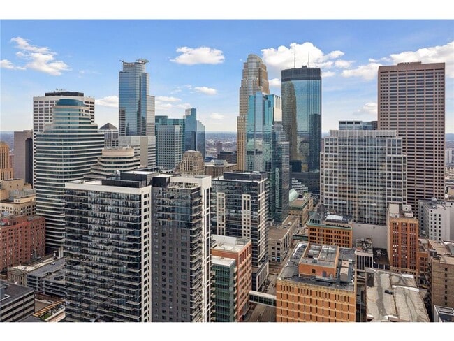 Building Photo - 255 Hennepin Ave