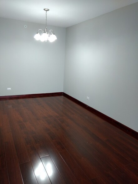 Diningroom - 5201 Carriageway Dr