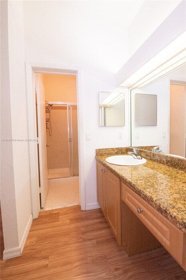 Building Photo - 3883 Coral Tree Cir