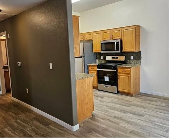 Building Photo - Ground floor condo in Green Valley Ranch area