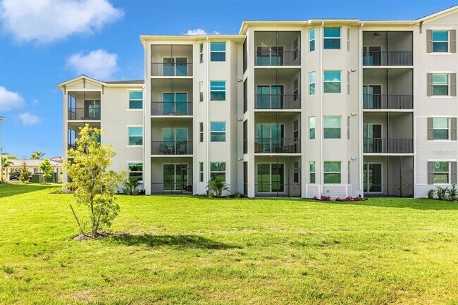 Building Photo - 12280 Wellen Golf St