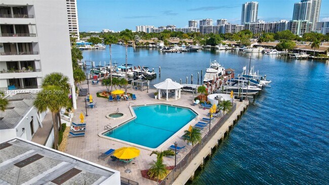 Building Photo - 300 Three Islands Boulevard