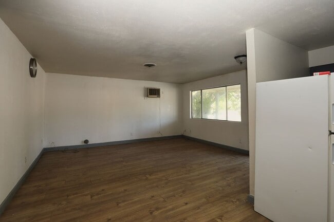 Building Photo - 15190 Highlands Harbor Dr