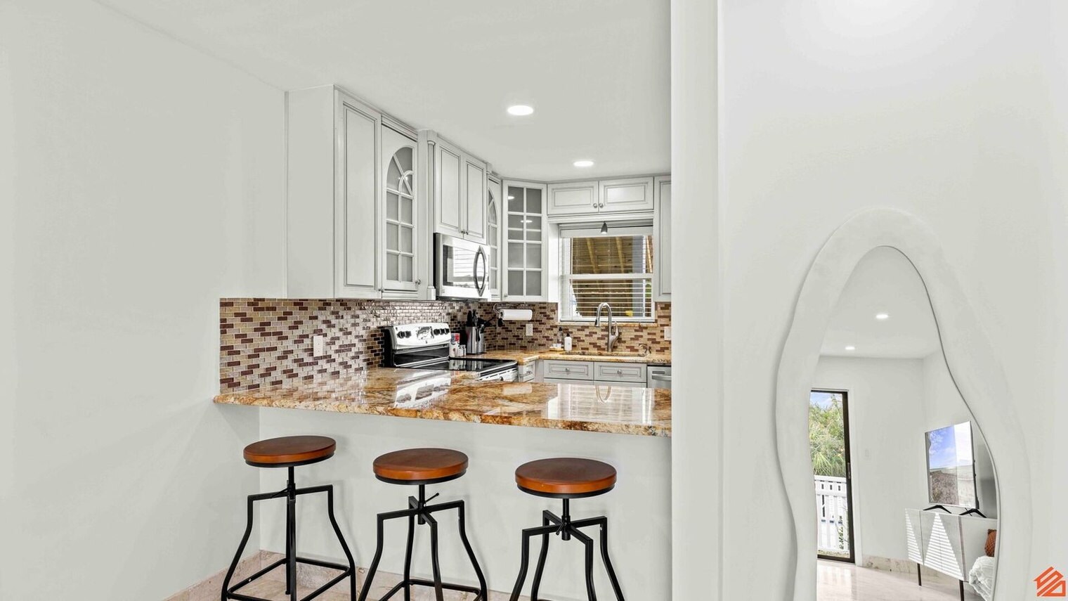 Building Photo - 330 Bluefish Dr