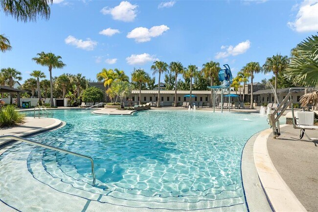 Building Photo - 13833 Behring Ave