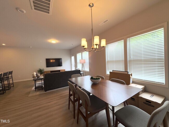 Building Photo - 276 Shingle Oak Rd