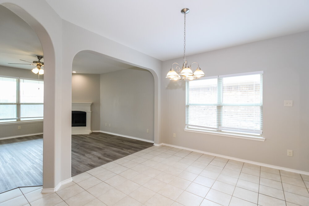 Building Photo - 8824 Deadwood Ln