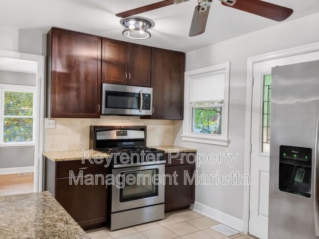 Building Photo - 2771 Stonecreek Rd