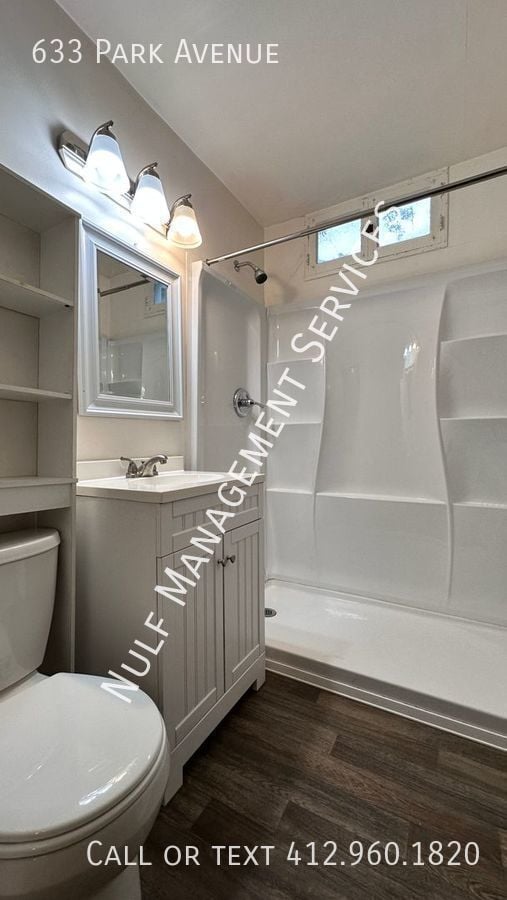 Building Photo - Avalon 2bed/1bath in a converted Victorian...