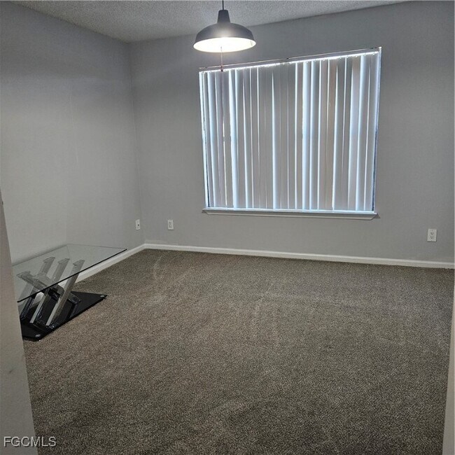 Building Photo - 13505 Eagle Ridge Dr