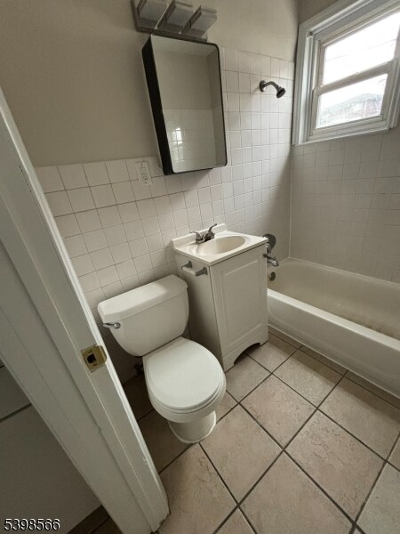 Building Photo - 68 Cottage Pl