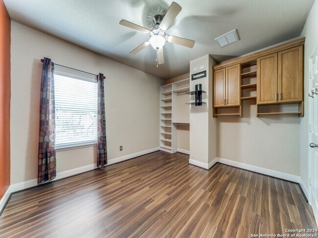 Building Photo - 24103 Briarbrook Way