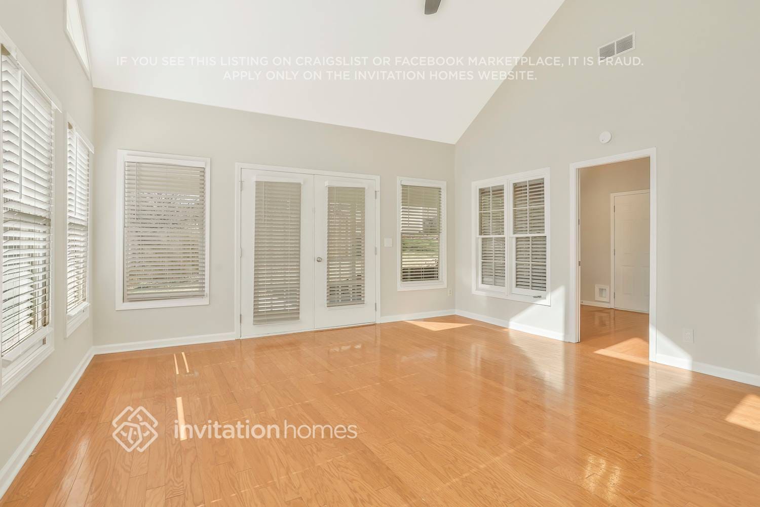 Building Photo - 2905 Granville Dr