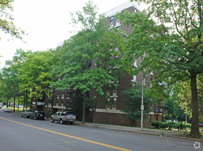 Primary Photo - Park View Terrace