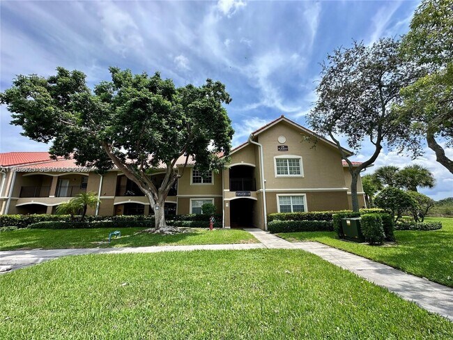 Building Photo - 231 SW 116th Ave